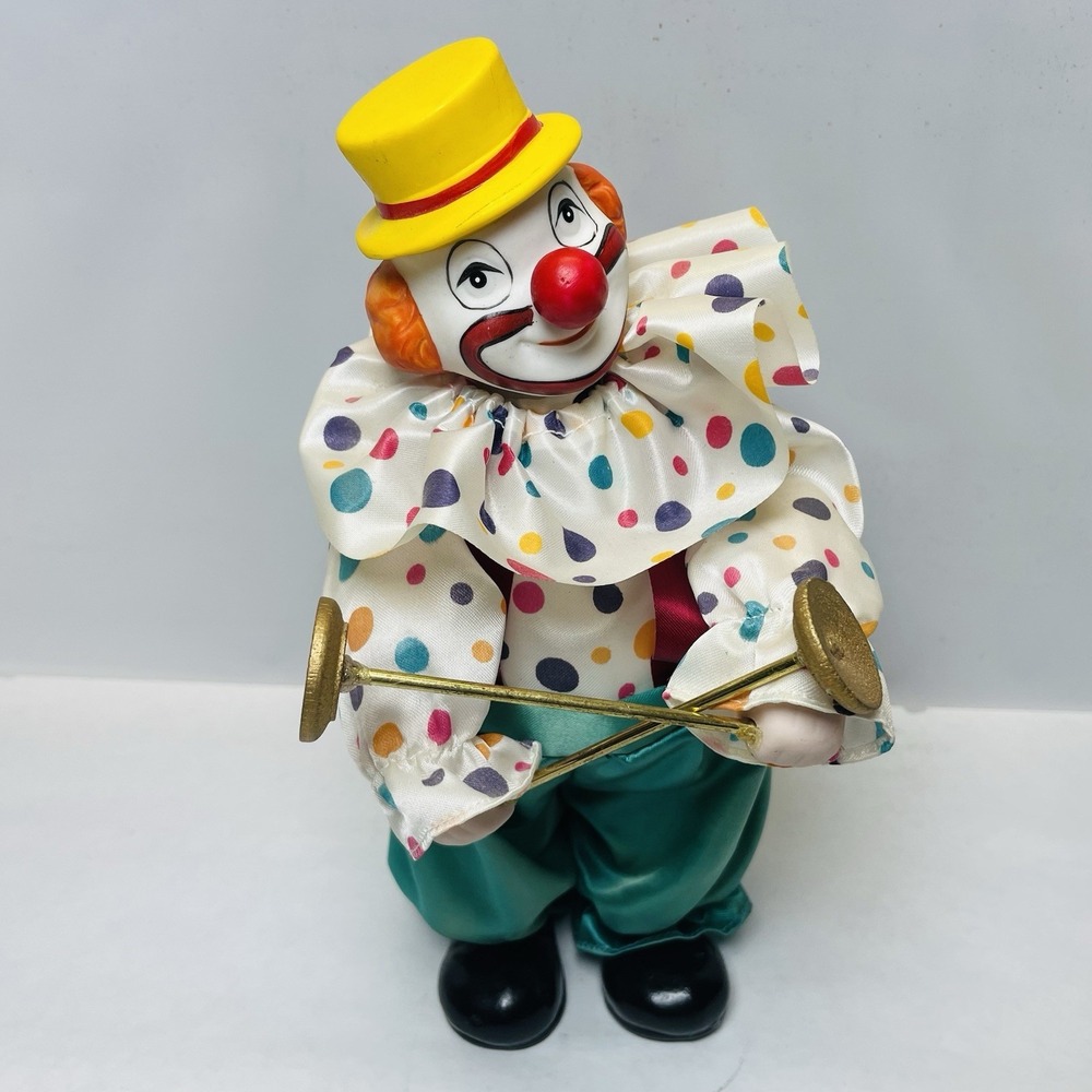 Vintage Standing Clown Porcelain Musical Wind-Up - WORKS! Pre-owned!